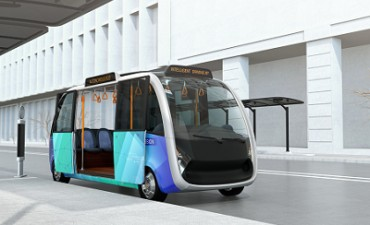 SDV（ソフトウェア定義型自動車）とは？注目の理由からメーカー動向、課題まで徹底解説