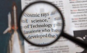 導電性接着剤の仕組みと活用事例、IoT・ウェアラブルデバイスの小型化を支える基幹技術